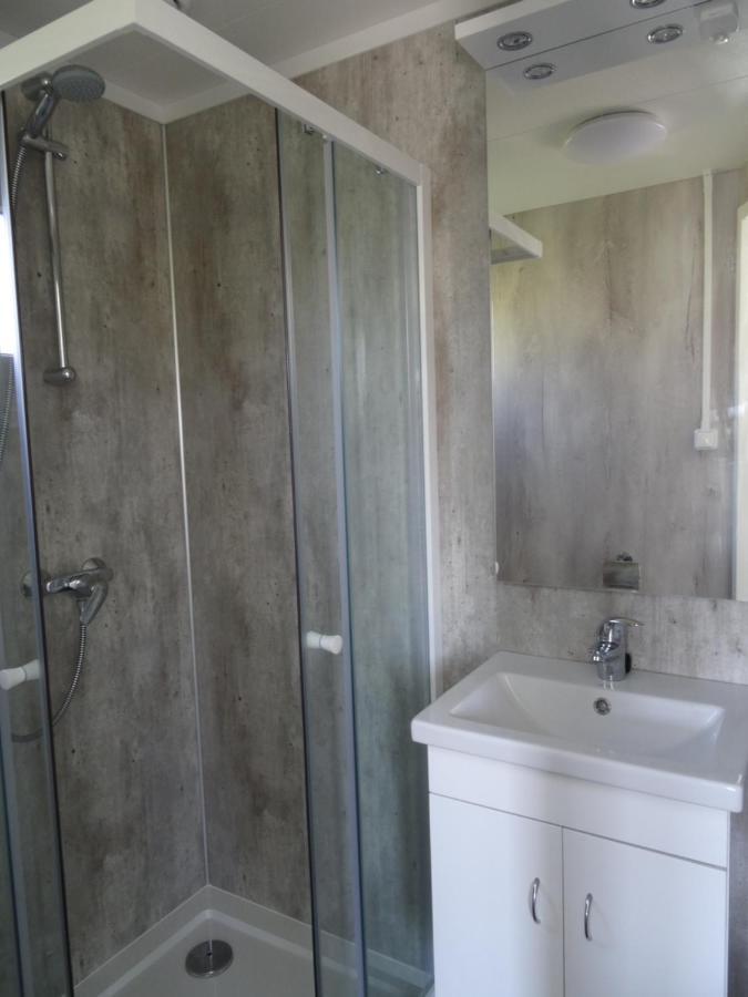 Tinyhouse Villa Geldtienden Bagian luar foto